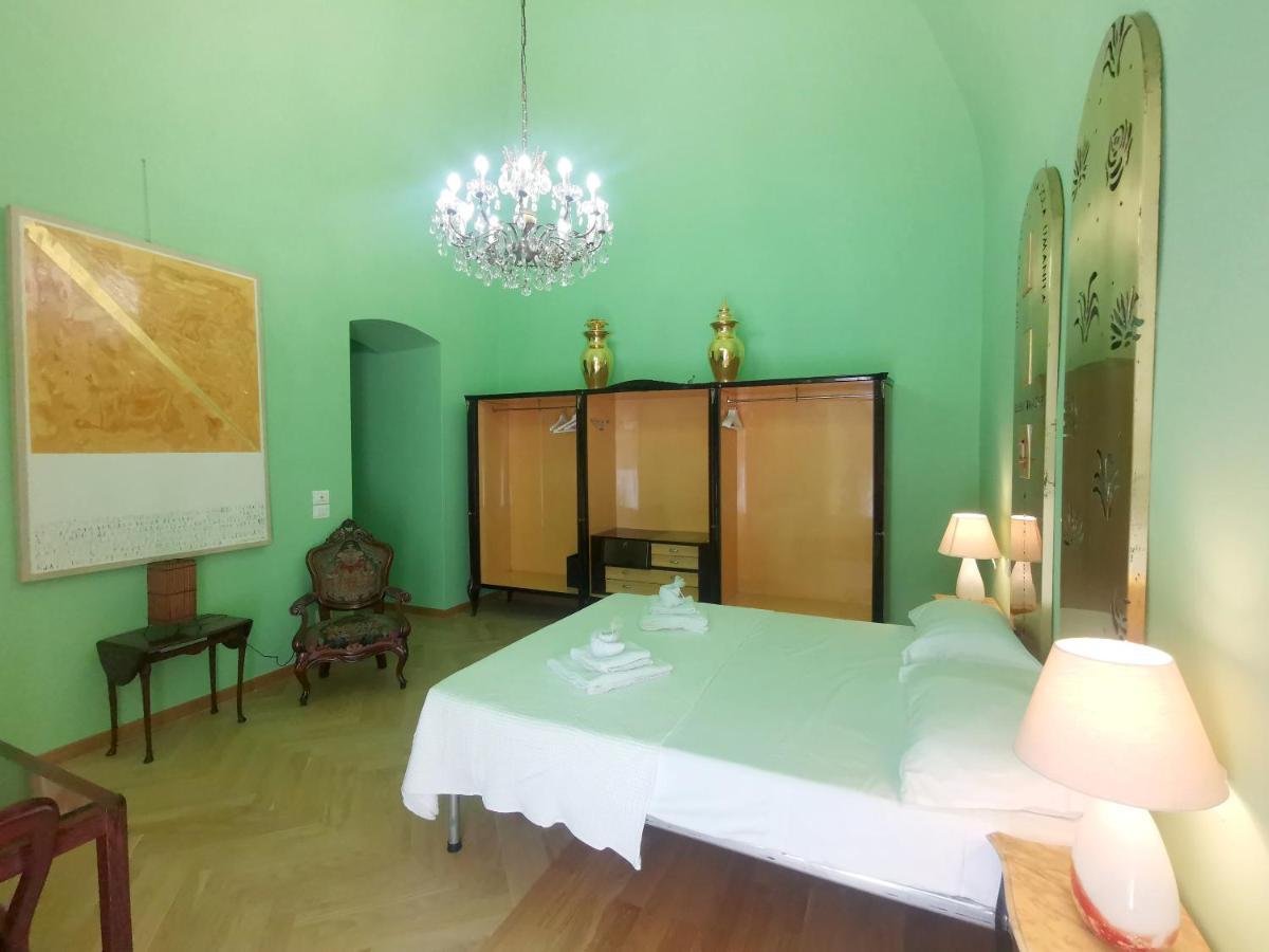 Speciale Tarshito Guesthouse Bari Extérieur photo