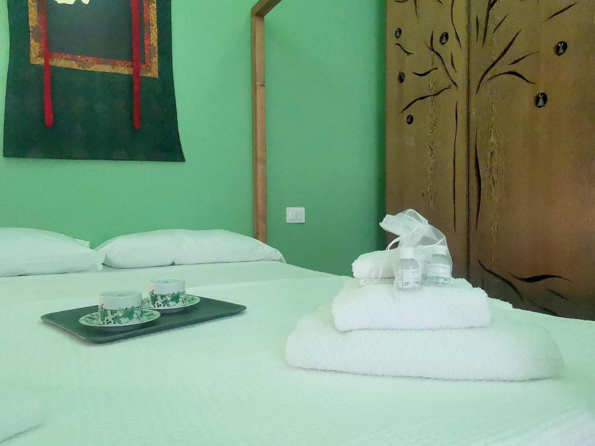 Speciale Tarshito Guesthouse Bari Extérieur photo
