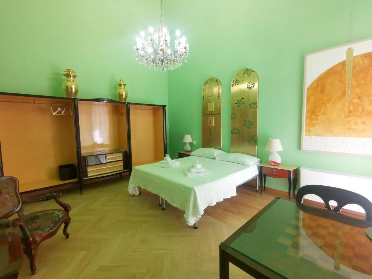 Speciale Tarshito Guesthouse Bari Extérieur photo